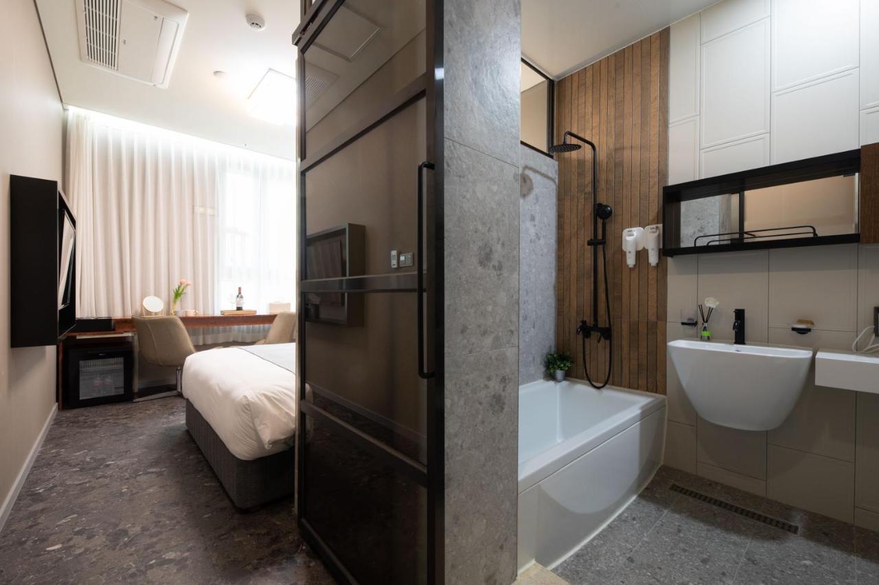 Hotel Dm 首爾 外观 照片